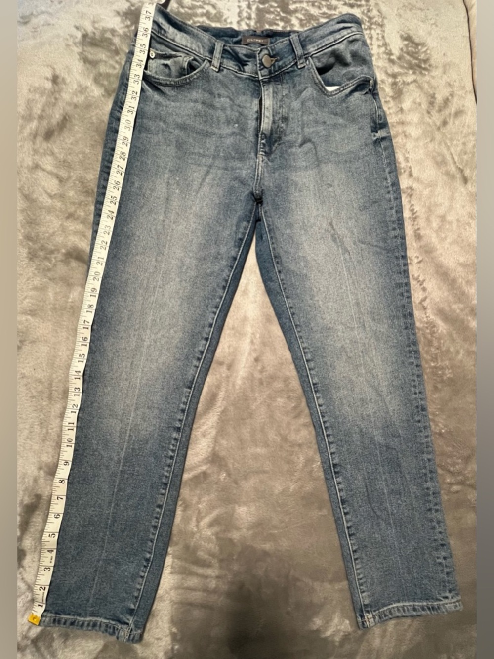 DL1961 Skinny Jeans in Faded Blue Wash